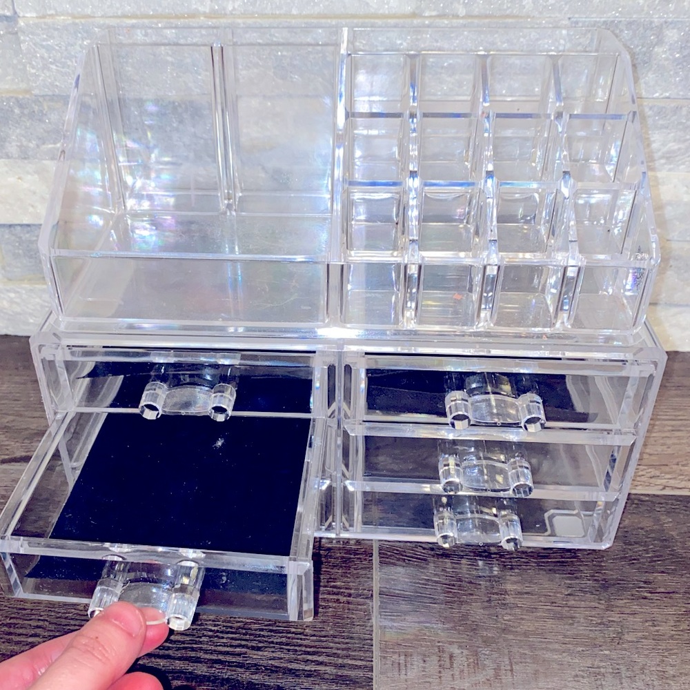 Clear Acrylic Cosmetic Organizer 6-Drawer